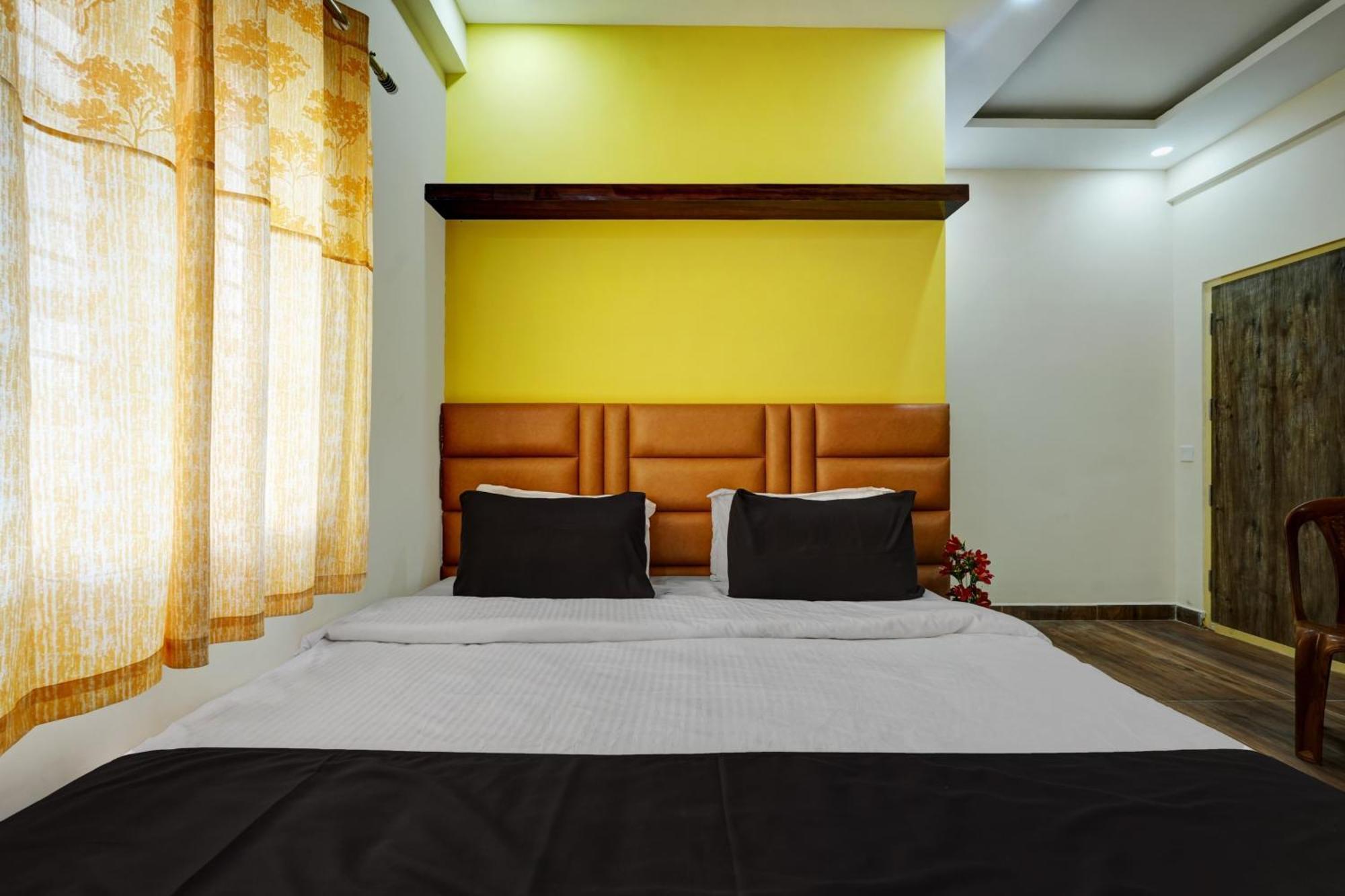 Collection O Utsav Grand Hotel Bangalore Bagian luar foto